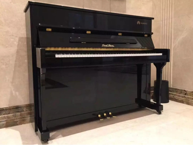 華為定制了一款珠江鋼琴，朋友說還有沒有同款的，五一就不用糾結了？
